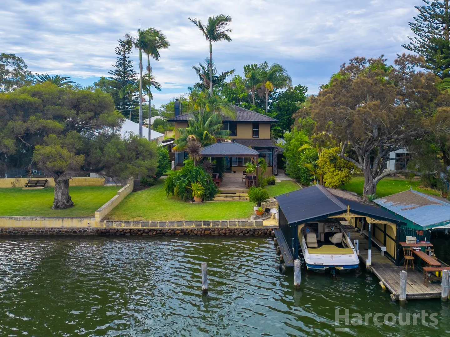 12 Culeenup Road, North Yunderup WA 6208