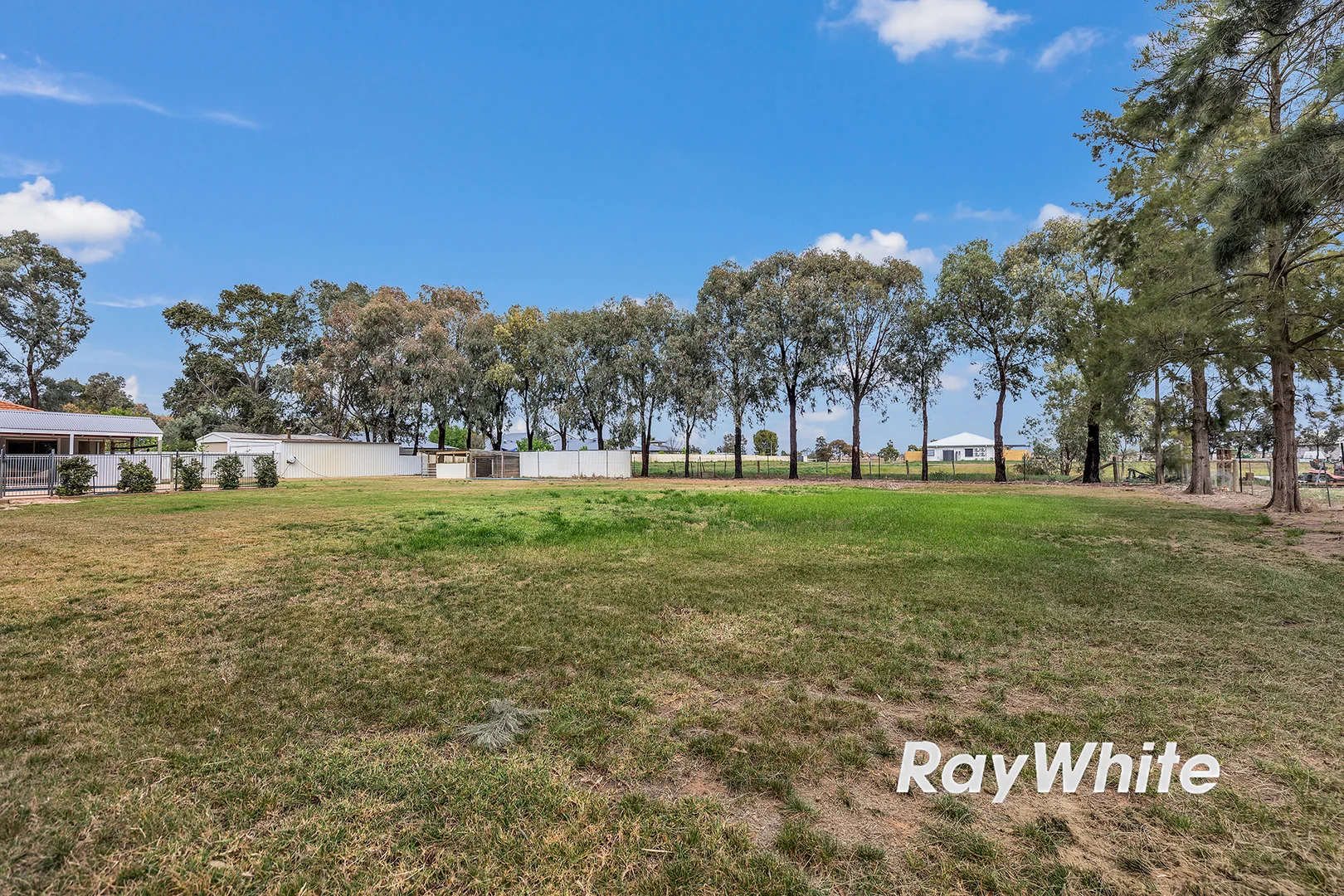 Additional image 20 of 19 Pambula Court, Echuca VIC 3564