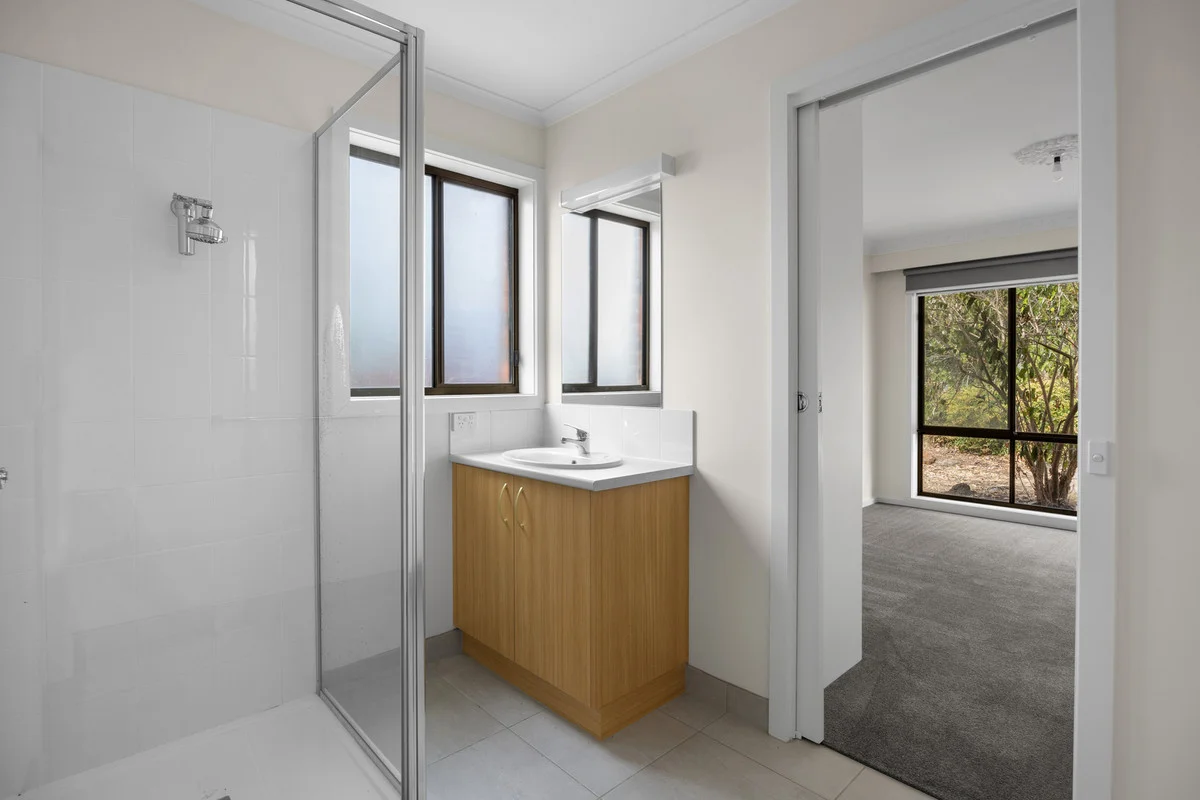 Additional image 5 of 3/174 Coleraine Road, Hamilton VIC 3300