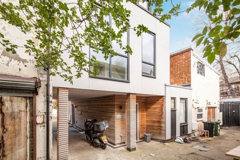 Hindsleys Place, London SE23