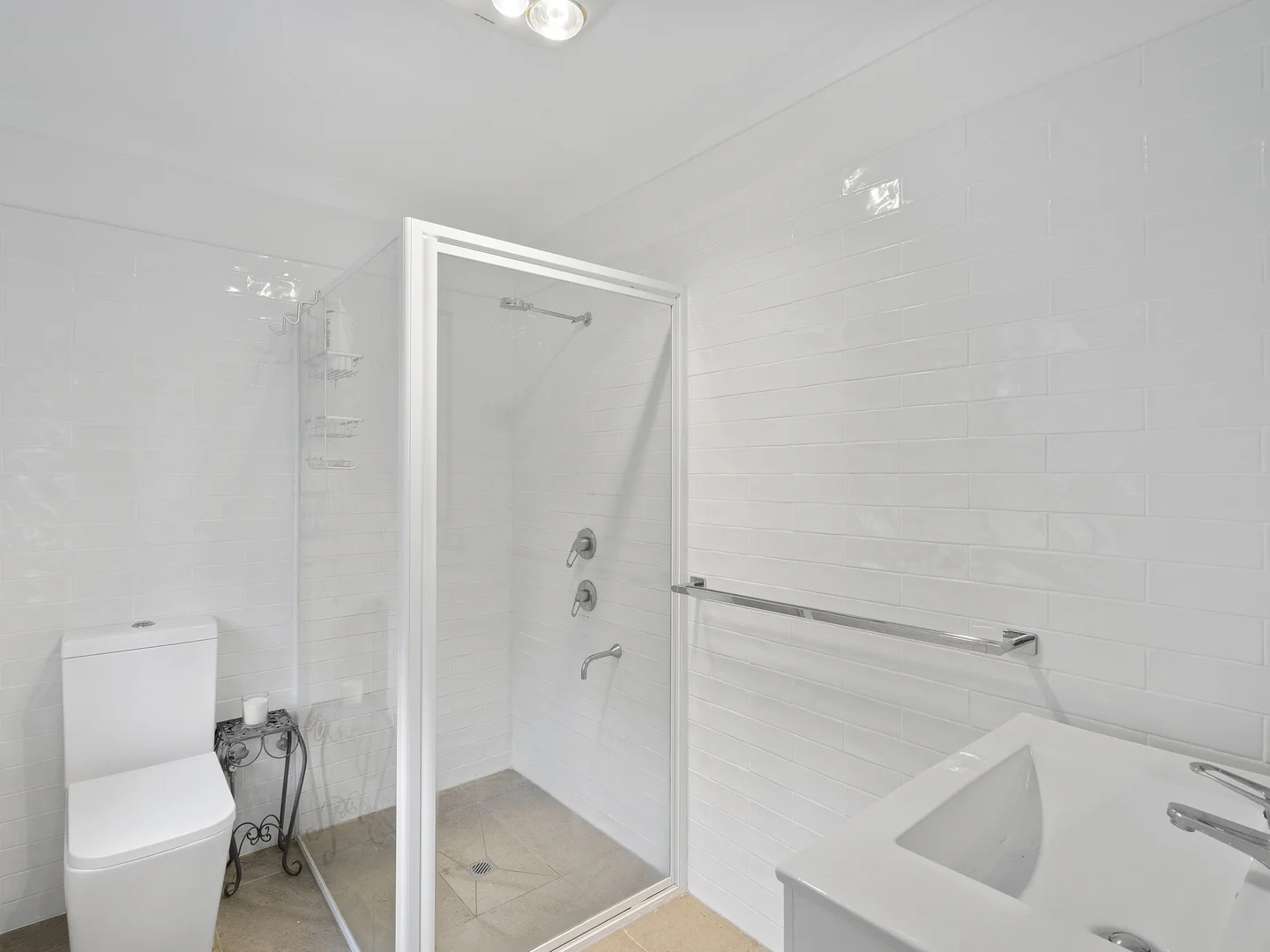 Additional image 9 of 7 James St, Russell Island QLD 4184