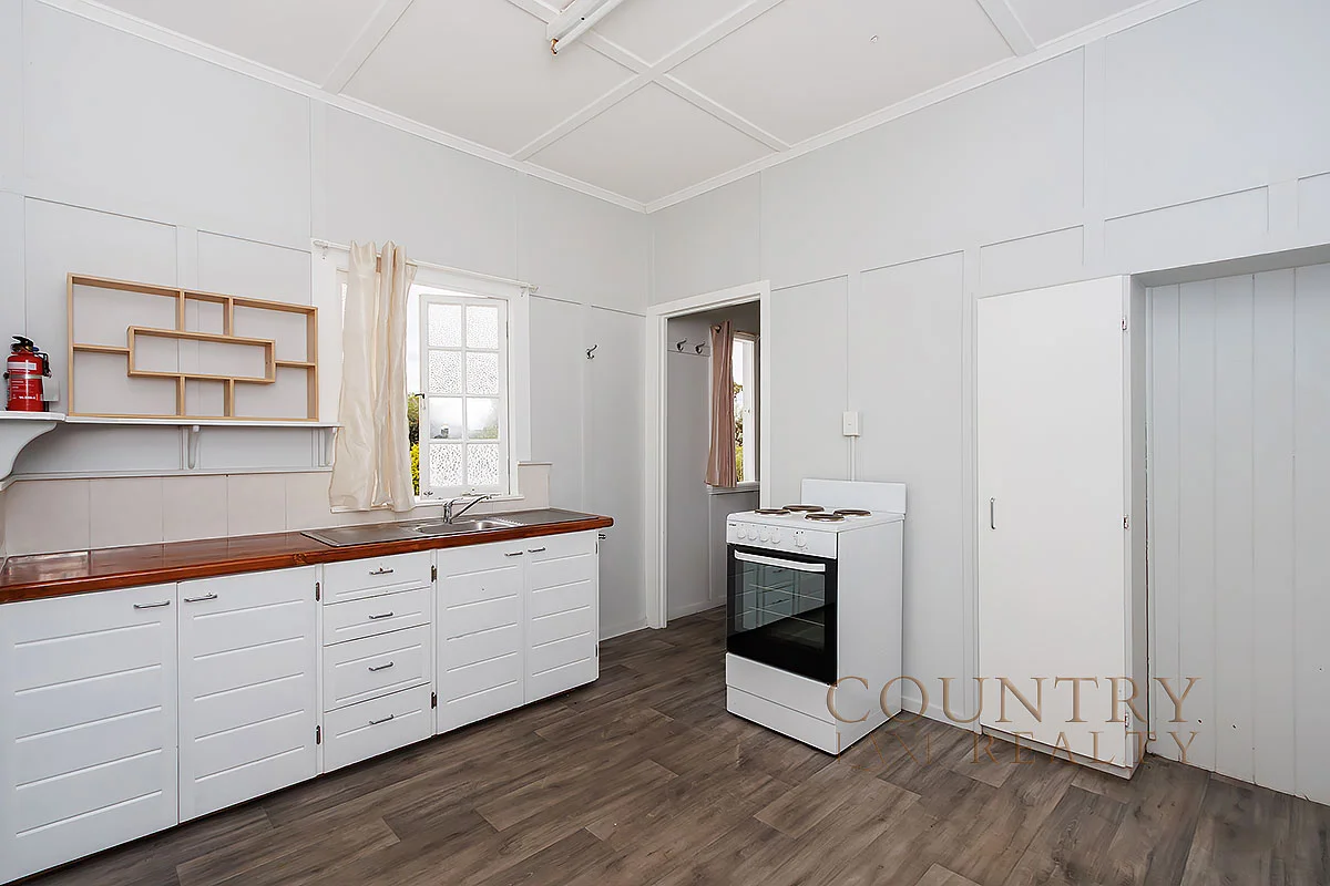 Additional image 12 of 6 James Street, Lowood QLD 4311