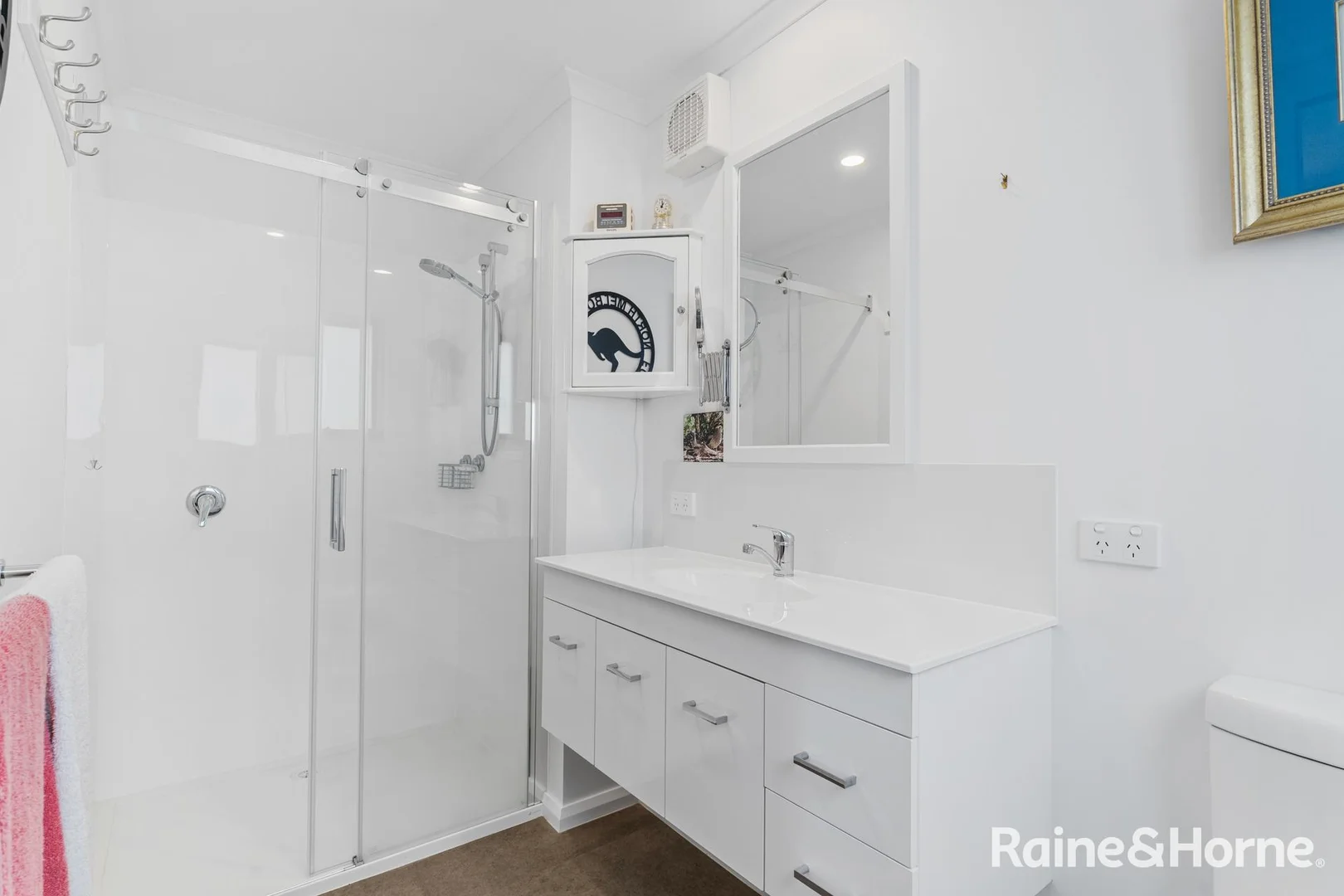 Additional image 26 of 6 Sunny Avenue, Blackmans Bay TAS 7052