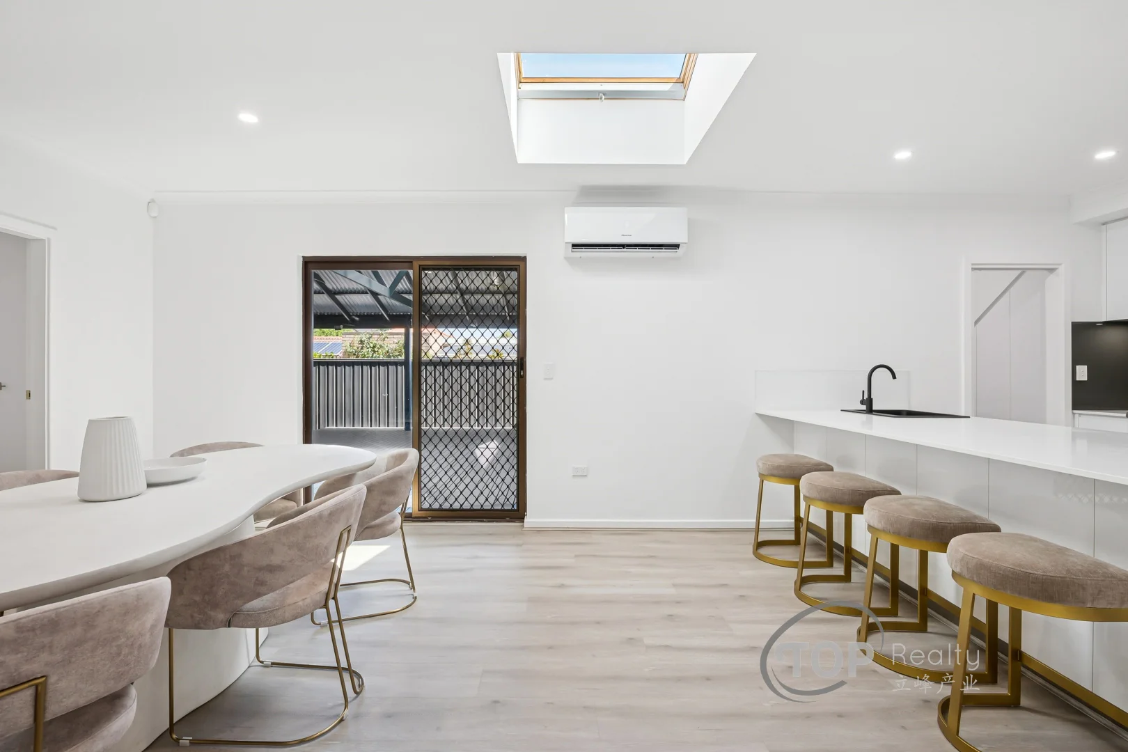 Additional image 5 of 28 Tricourt Grove, Riverton WA 6148