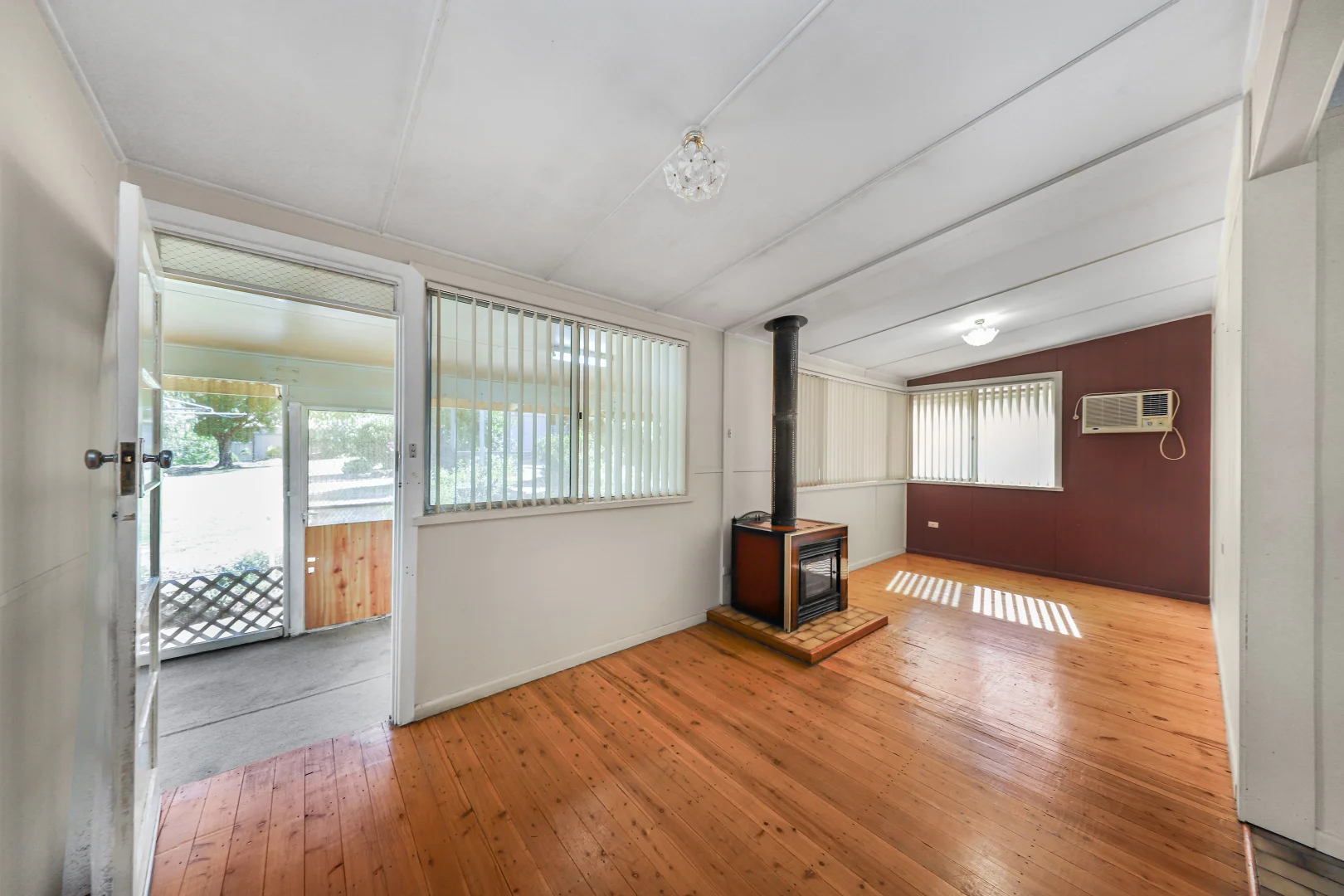 Additional image 5 of 95 Lockhart Street, Adelong NSW 2729