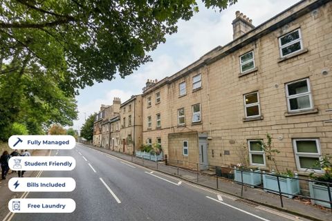 Wells Road, Bath BA2, Studio to rent