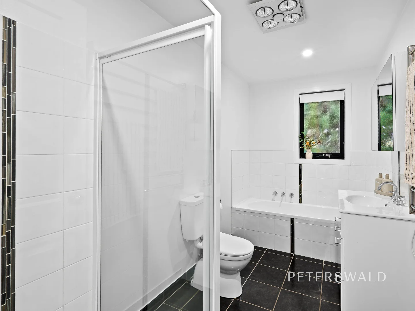 Additional image 17 of 46 Clives Avenue, Old Beach TAS 7017