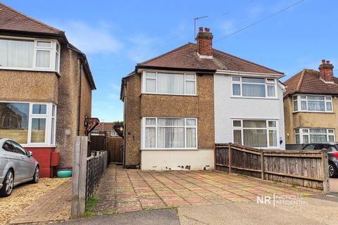 Cedarcroft Road, Chessington, Surrey. KT9