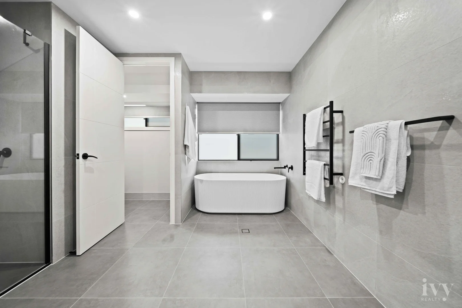 Additional image 21 of 188 Lake Serenity Boulevard, Helensvale QLD 4212