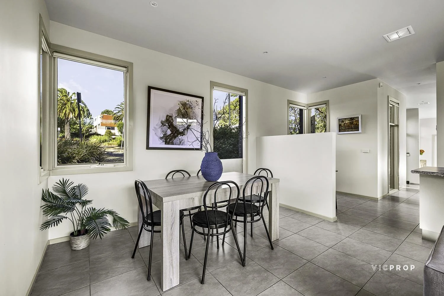 Additional image 12 of 143 Ernest Jones Drive, Macleod VIC 3085