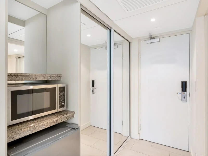 Additional image 5 of 3406/2-22 Veivers Road, Palm Cove QLD 4879