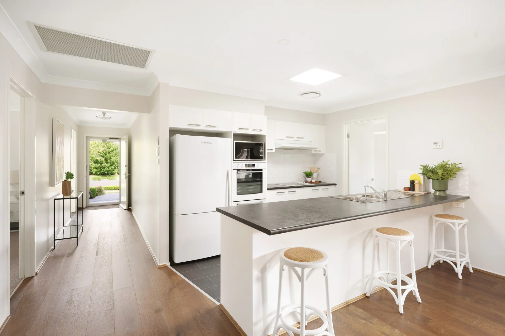 Additional image 4 of 21 De Lauret Street, Renwick NSW 2575