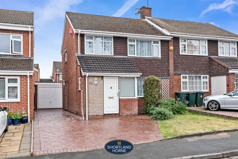 Finnemore Close, Styvechale Grange, Coventry CV3