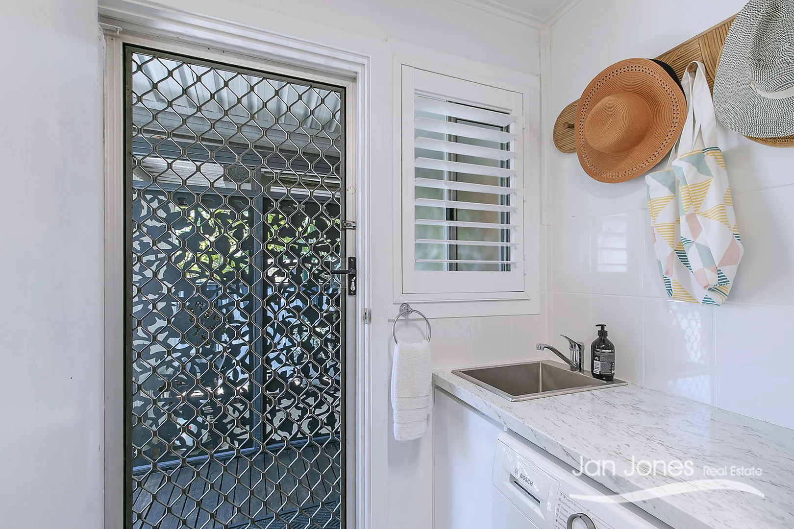 Additional image 11 of Villa I1/536 Beaconsfield Tce, Brighton QLD 4017