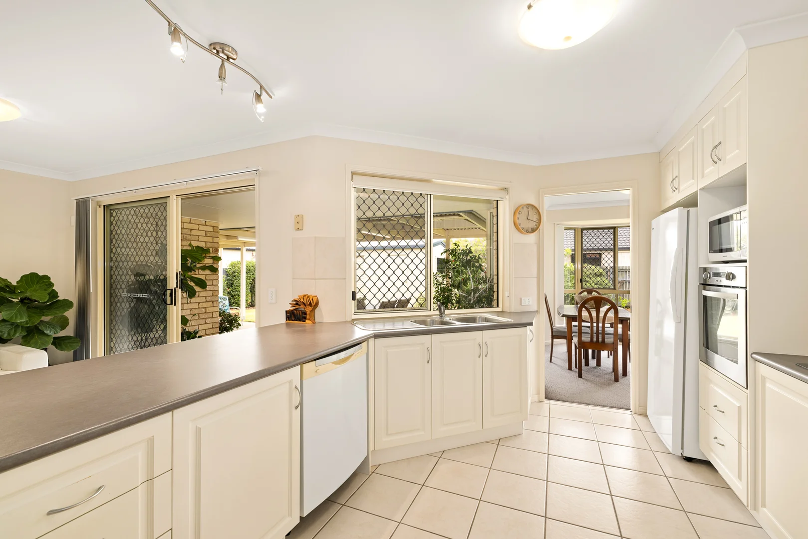 Additional image 7 of 46 Springs Drive, Little Mountain QLD 4551
