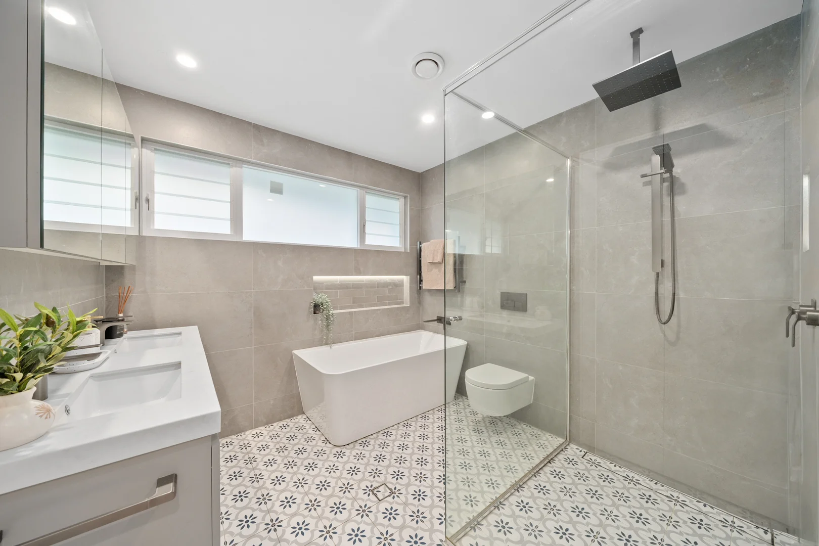 Additional image 9 of 25 Sylvan Grove, Picnic Point NSW 2213