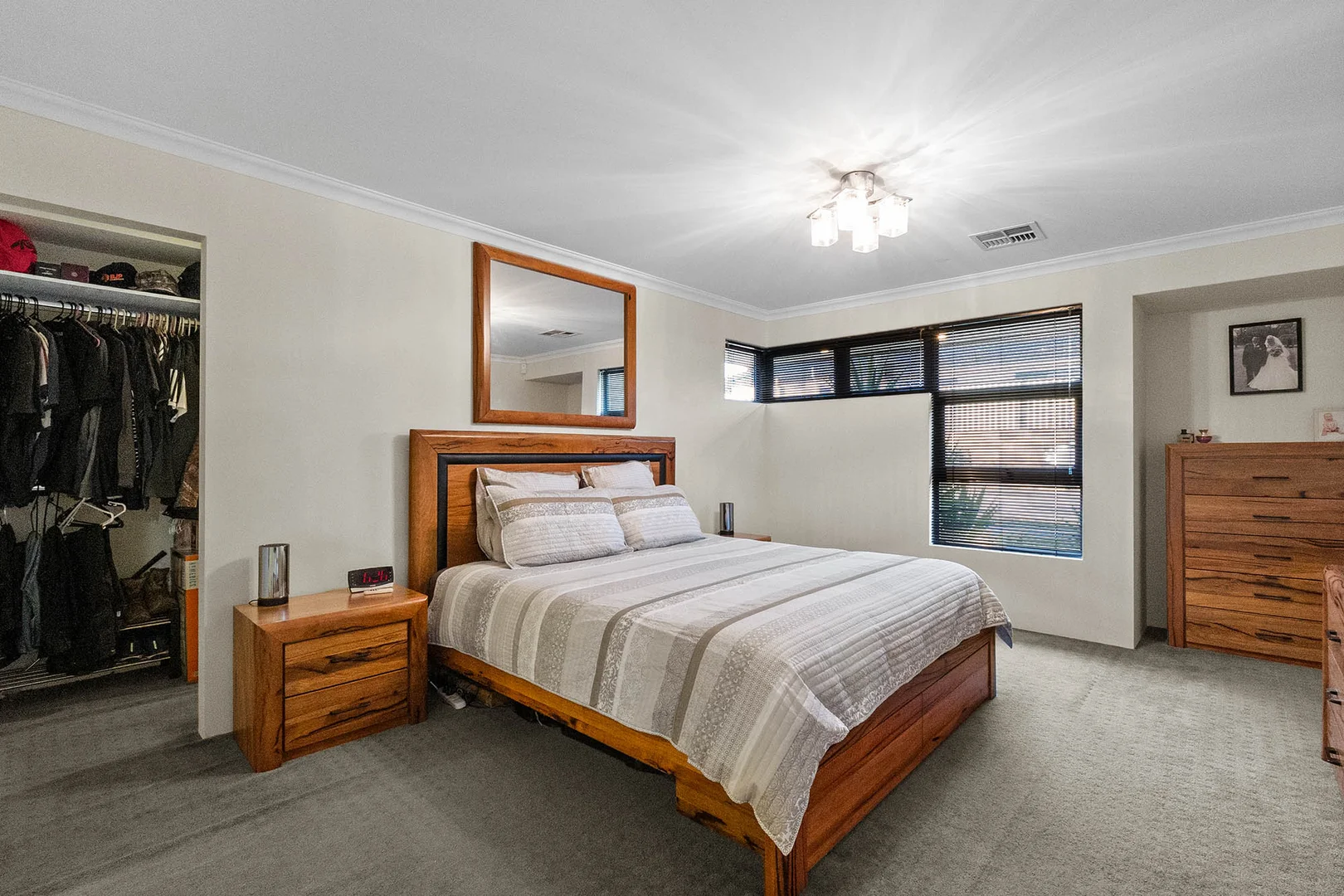 Additional image 22 of 32 Florida Drive, Landsdale WA 6065