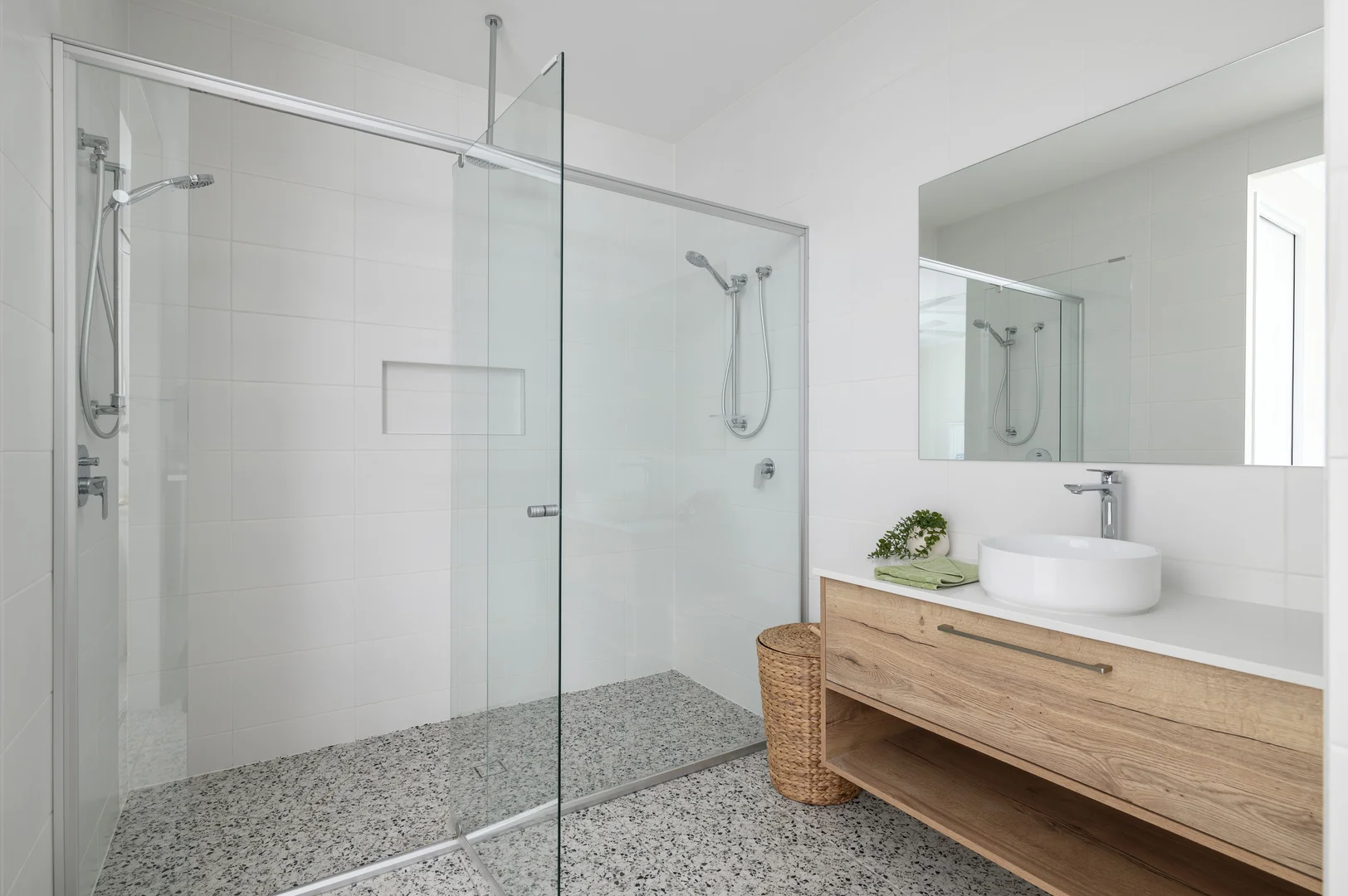 Additional image 10 of 83 Esplanade, Tin Can Bay QLD 4580