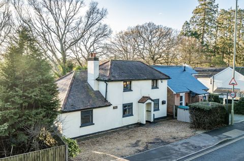Moorhill Road, West End, Southampton, Hampshire SO30