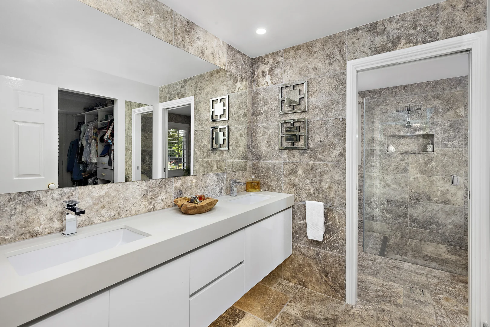 Additional image 22 of 8/6-16 Anchorage Drive, Raby Bay QLD 4163