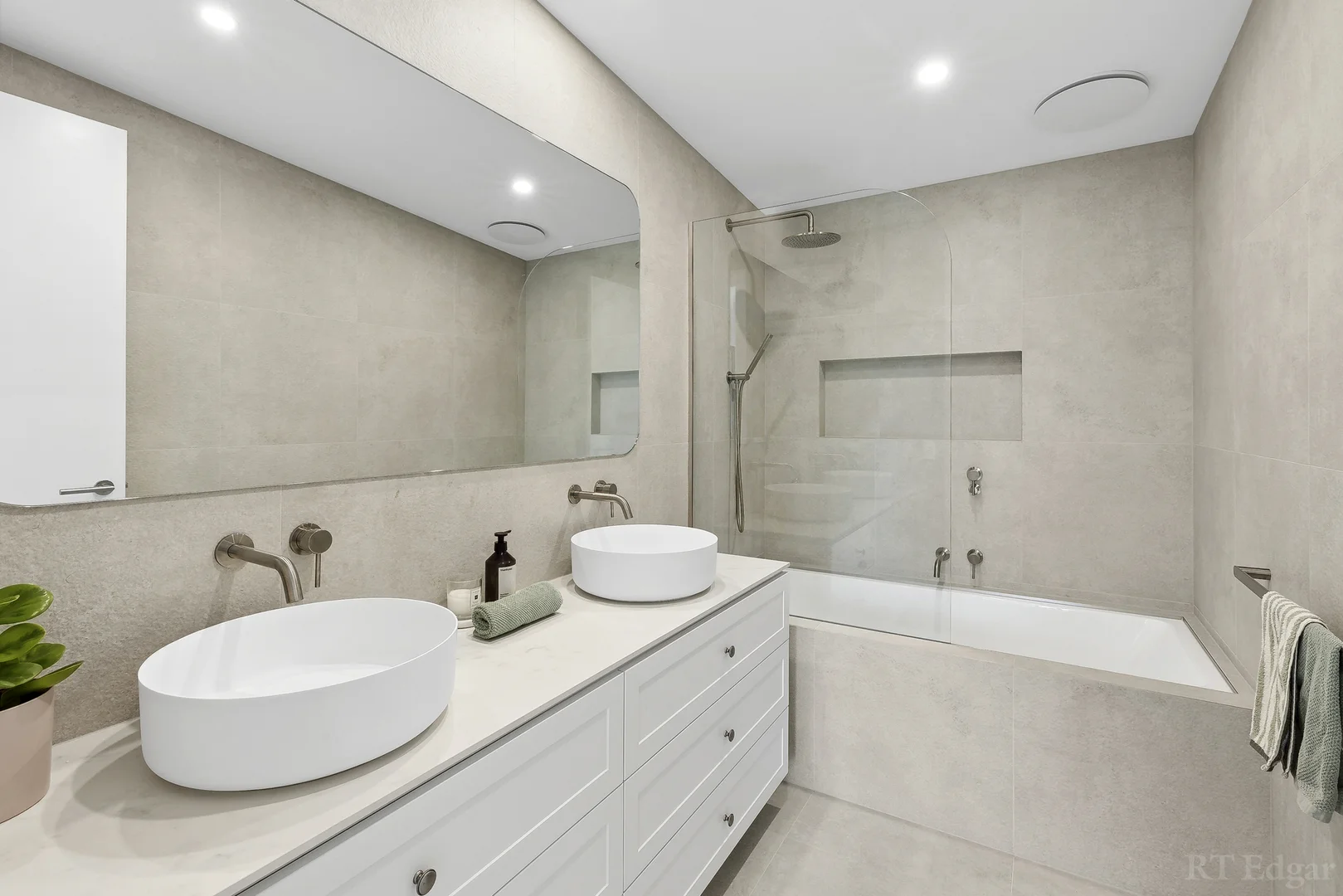 Additional image 13 of 2/70 Mercer Street, Queenscliff VIC 3225