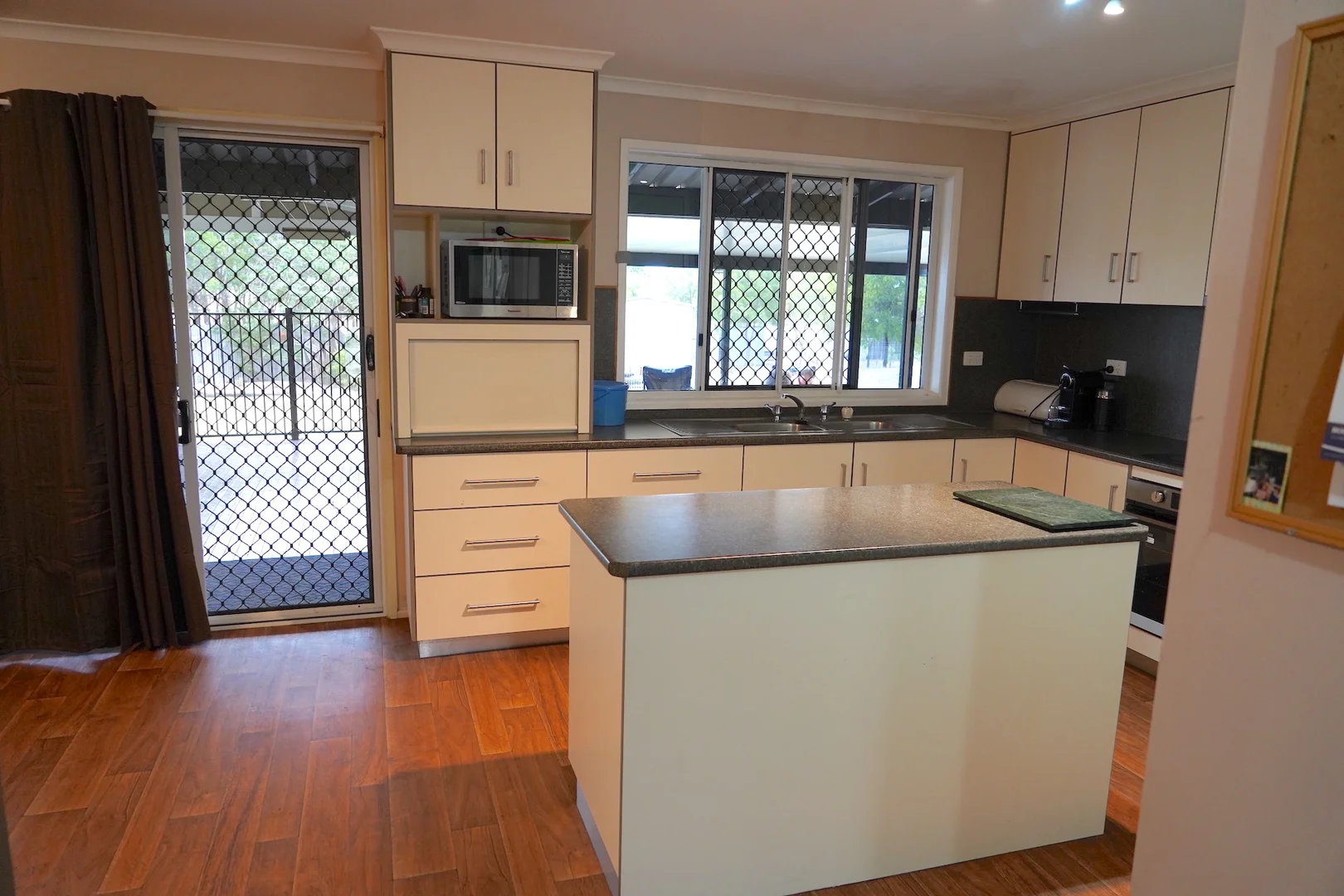 Additional image 4 of 82 Geoghegan Road, Roma QLD 4455