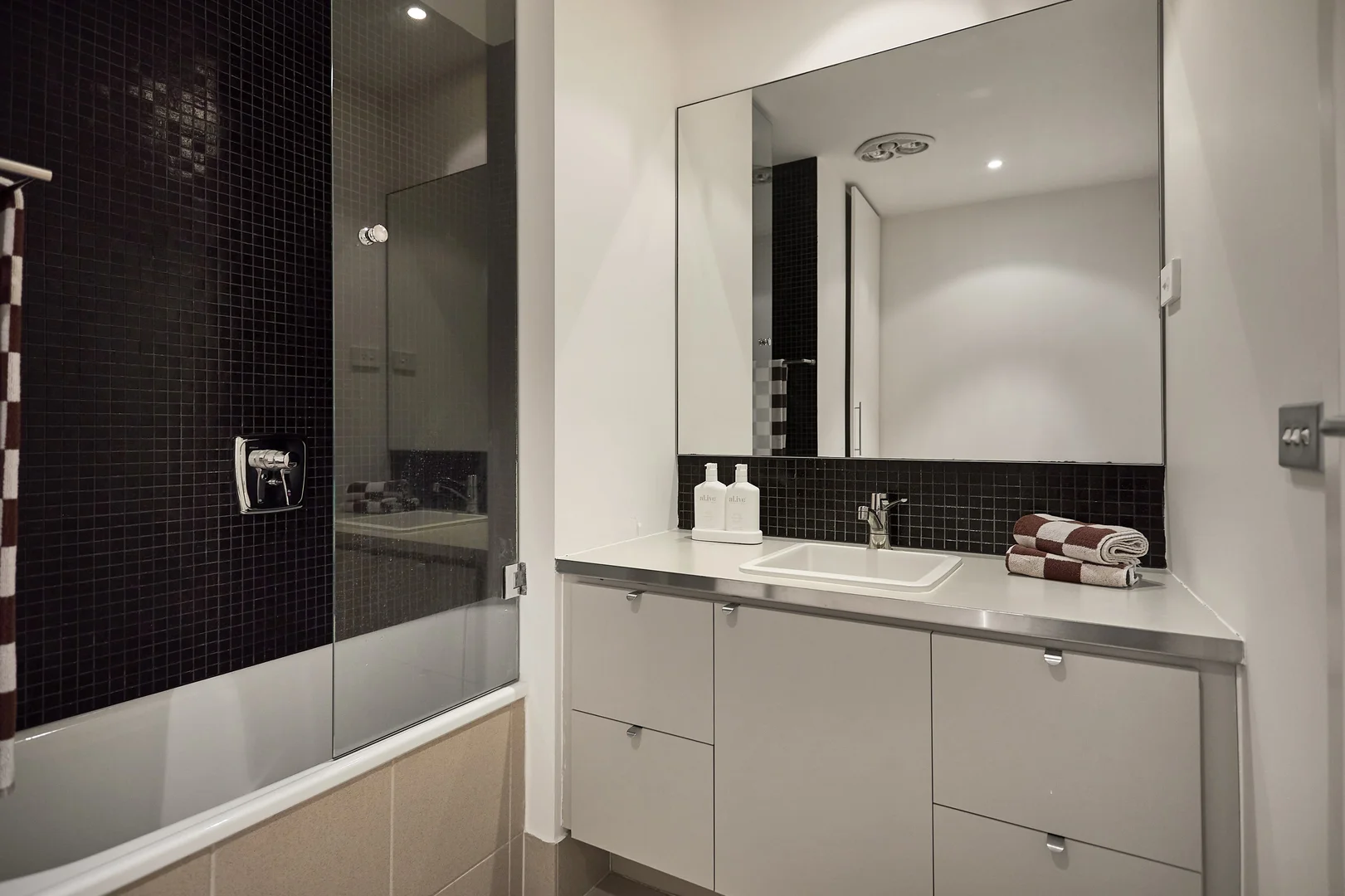 Additional image 9 of 17/1 Lyndhurst Street, Richmond VIC 3121