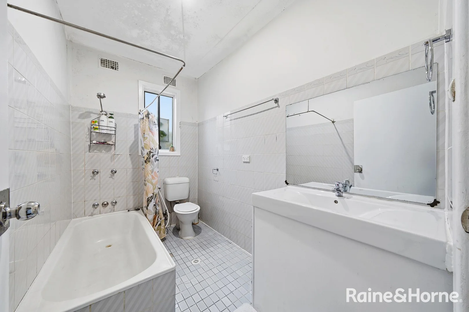 Additional image 9 of 920 Hume Highway, Bass Hill NSW 2197