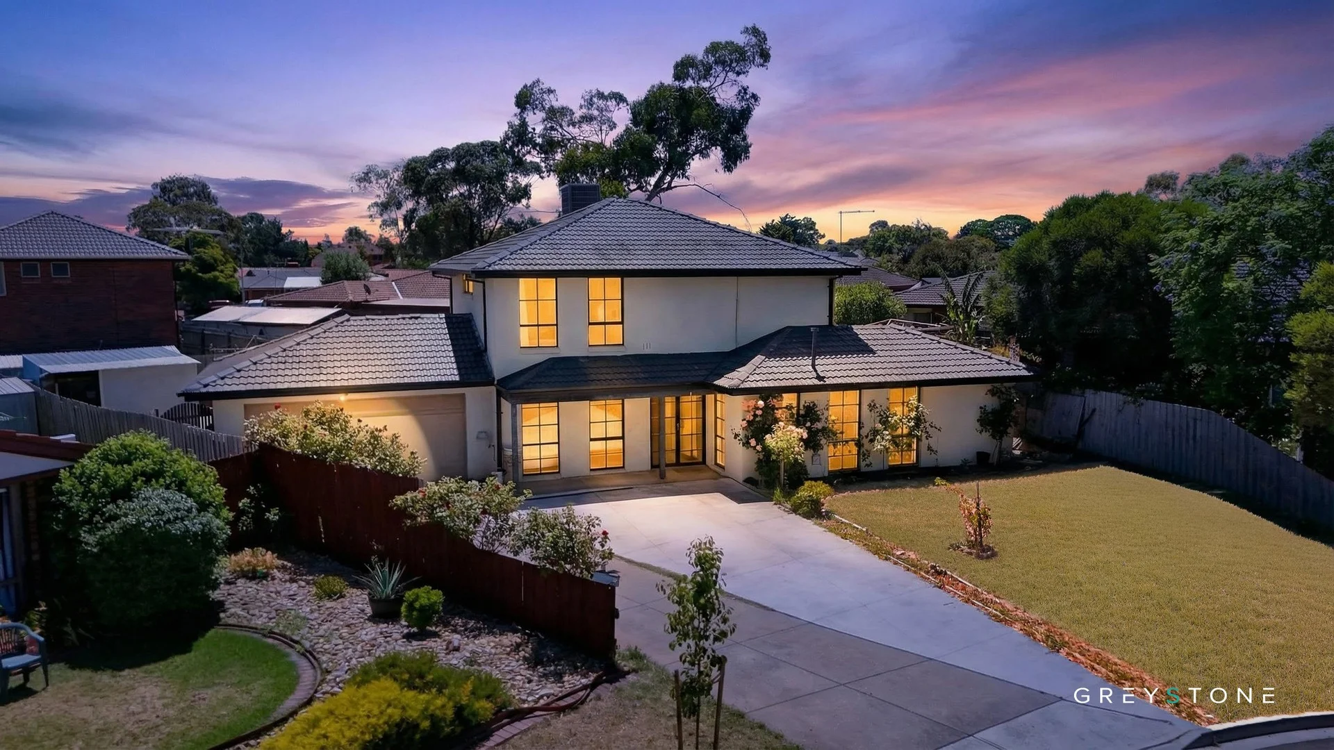 8 St John Place, Melton West VIC 3337