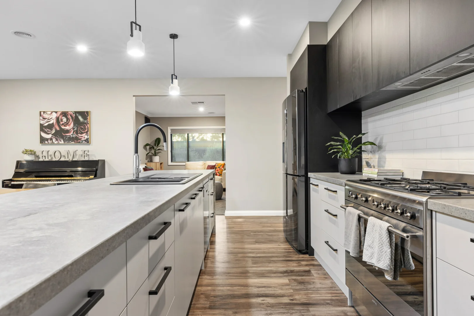 Additional image 4 of 9523A Western Highway, Warrenheip VIC 3352