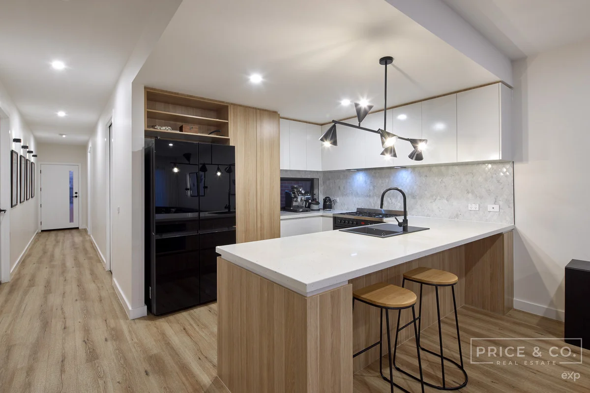 Additional image 2 of 215 Ernstbrook Drive, Clyde VIC 3978