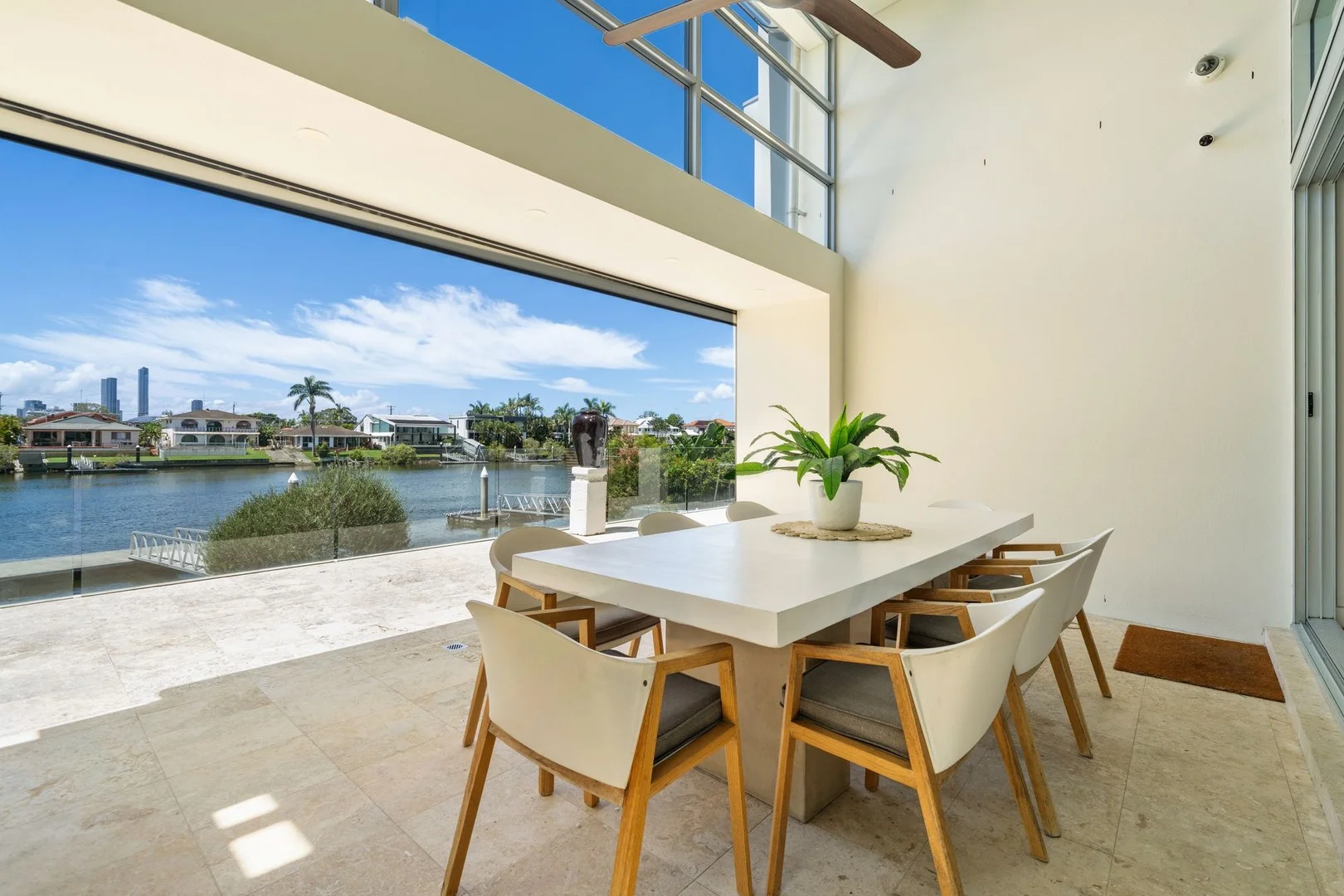 Additional image 4 of Residence 5, 17 Marseille Court, Sorrento QLD 4217