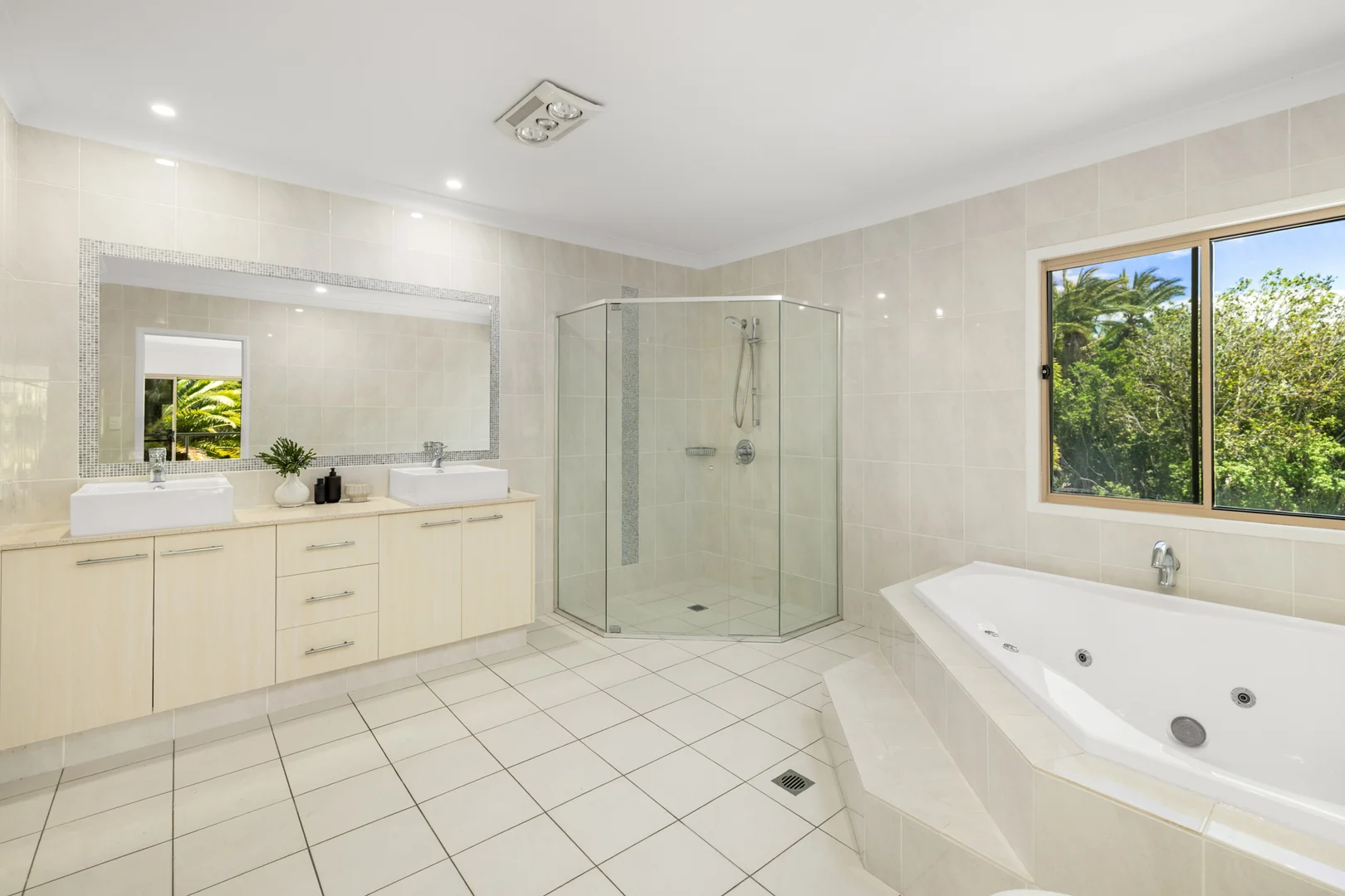 Additional image 15 of 3153 Riverleigh Drive, Hope Island QLD 4212