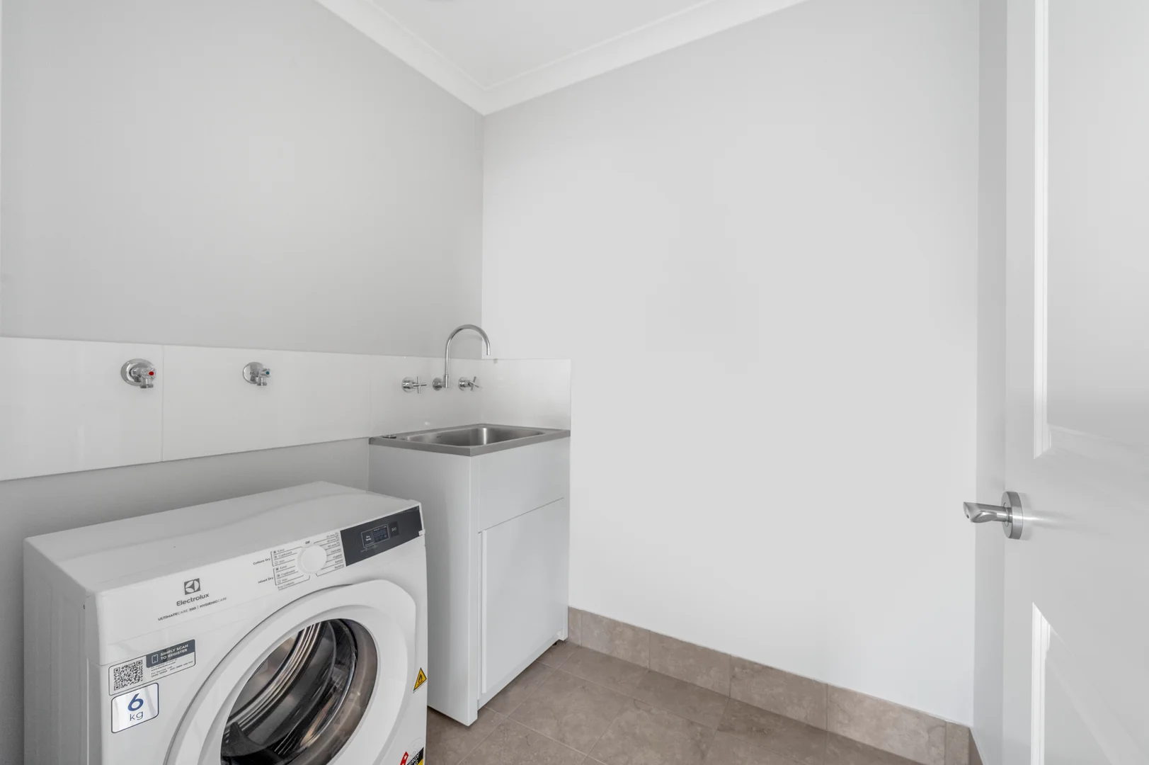 Additional image 11 of U30/38 Great Eastern Highway, Somerville WA 6430