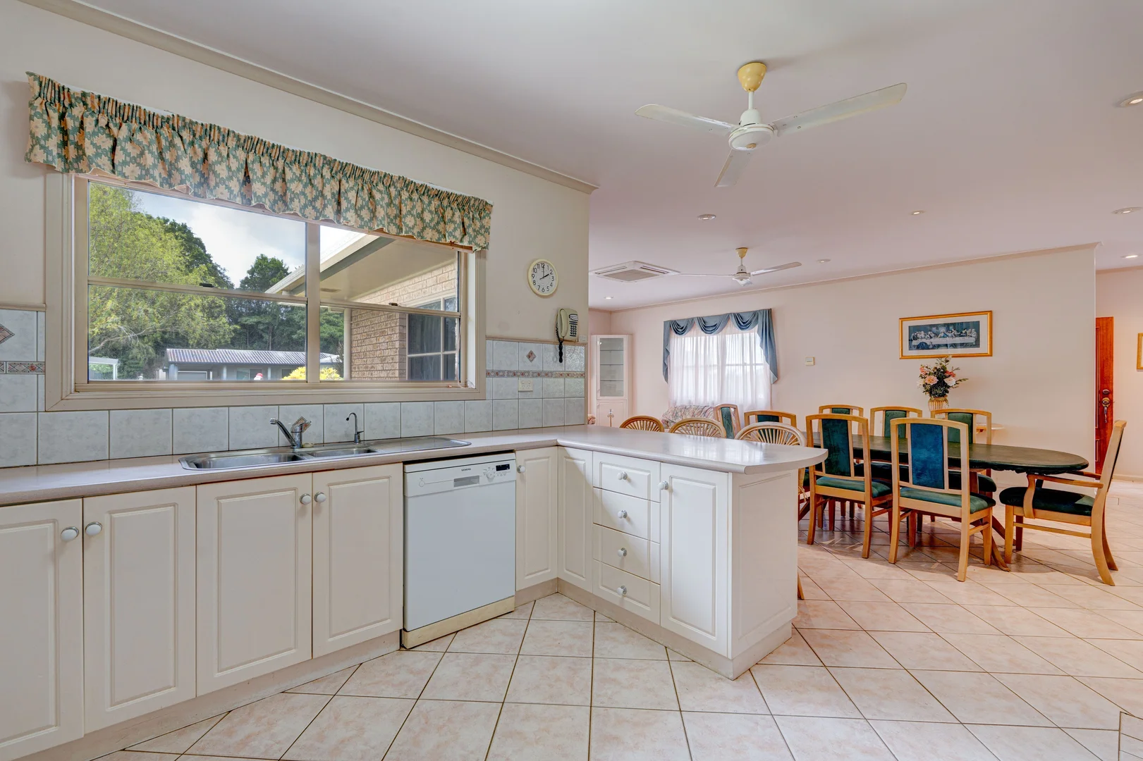 Additional image 2 of 16-18 Hielscher St, Tully QLD 4854