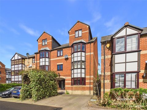 Swan Place, Reading, Berkshire RG1