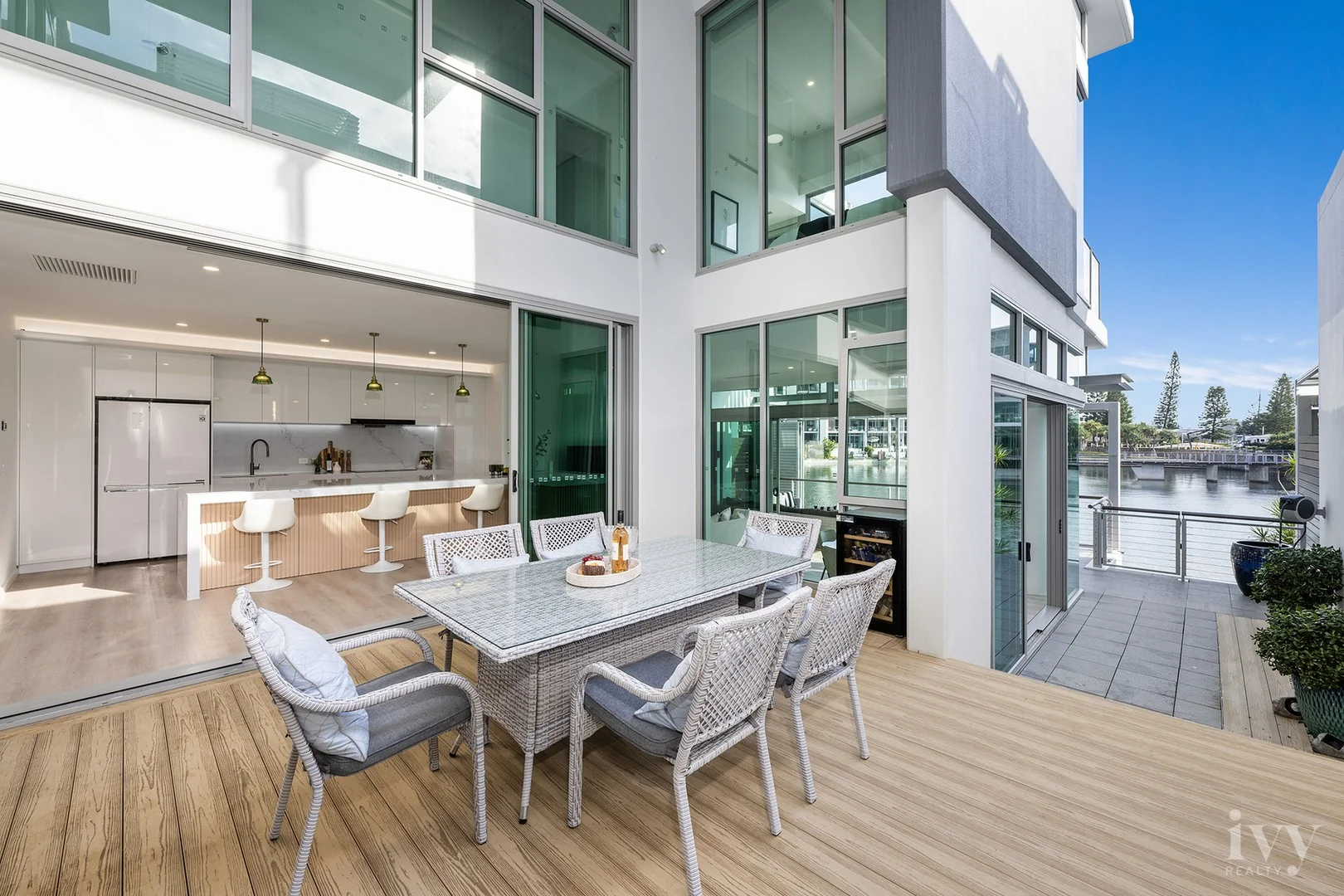 8103/2 Ephraim Island Parade, Paradise Point QLD 4216