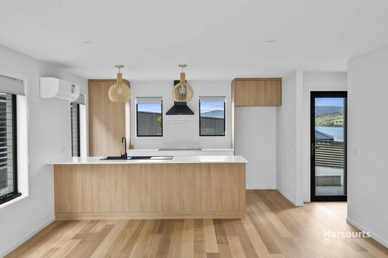 Additional image 6 of 1 & 2/32 Sunningdale Close, Midway Point TAS 7171