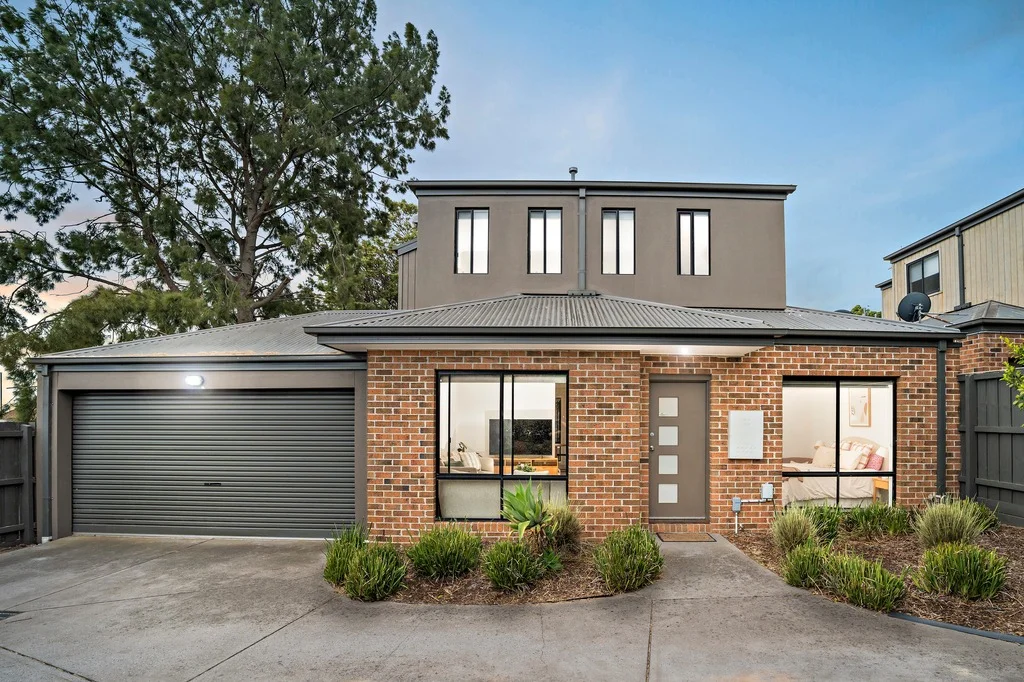 39 Heatherhill Road, Frankston VIC 3199