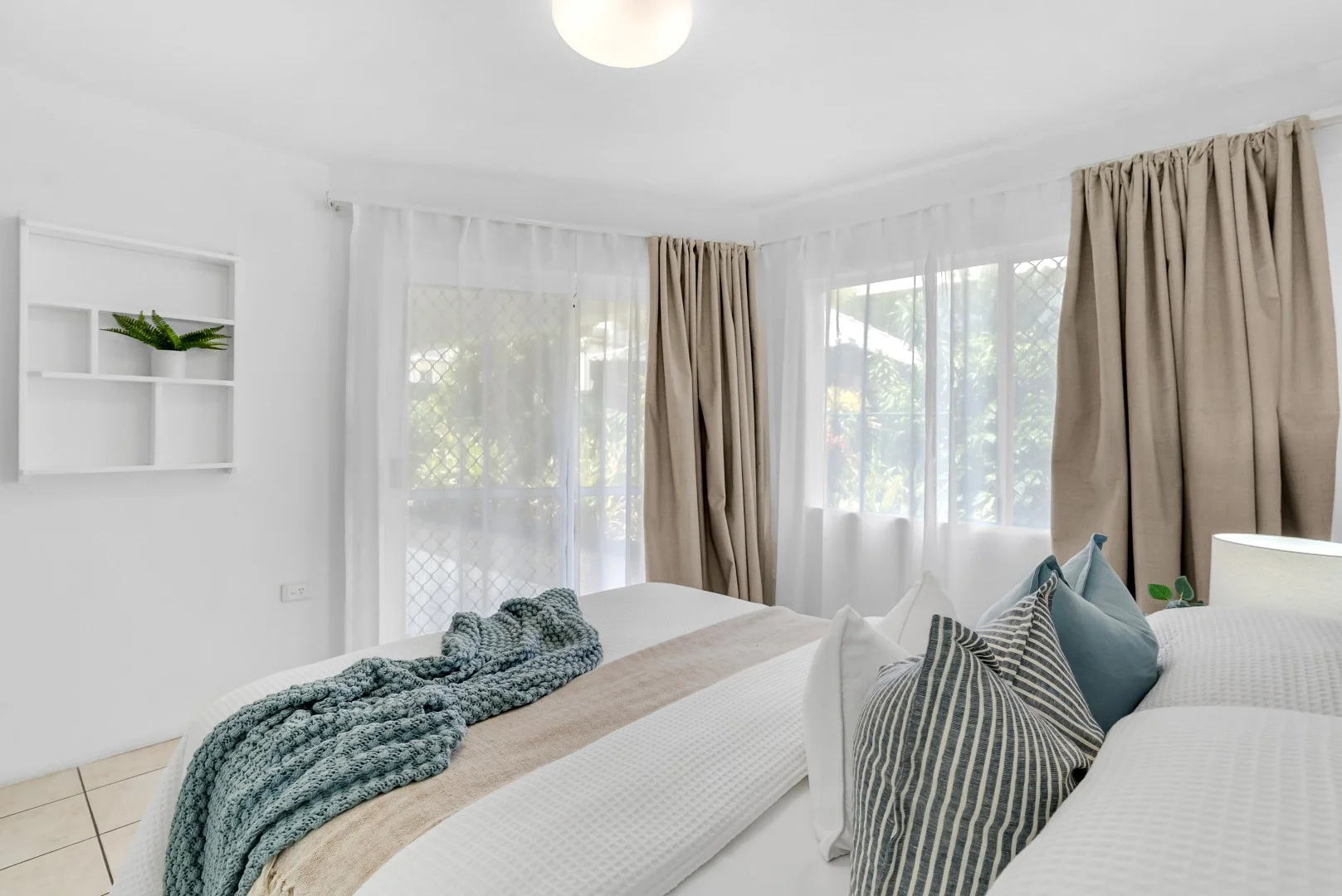 Additional image 14 of 4/239 Lake Street, Cairns North QLD 4870