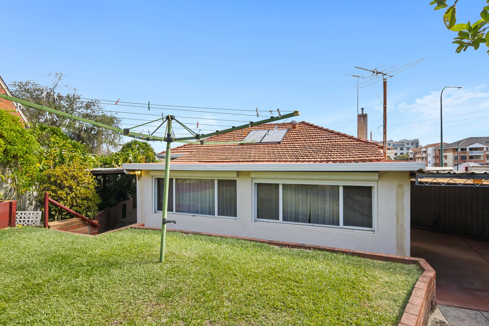 Additional image 20 of 130 Hill View Terrace, St James WA 6102