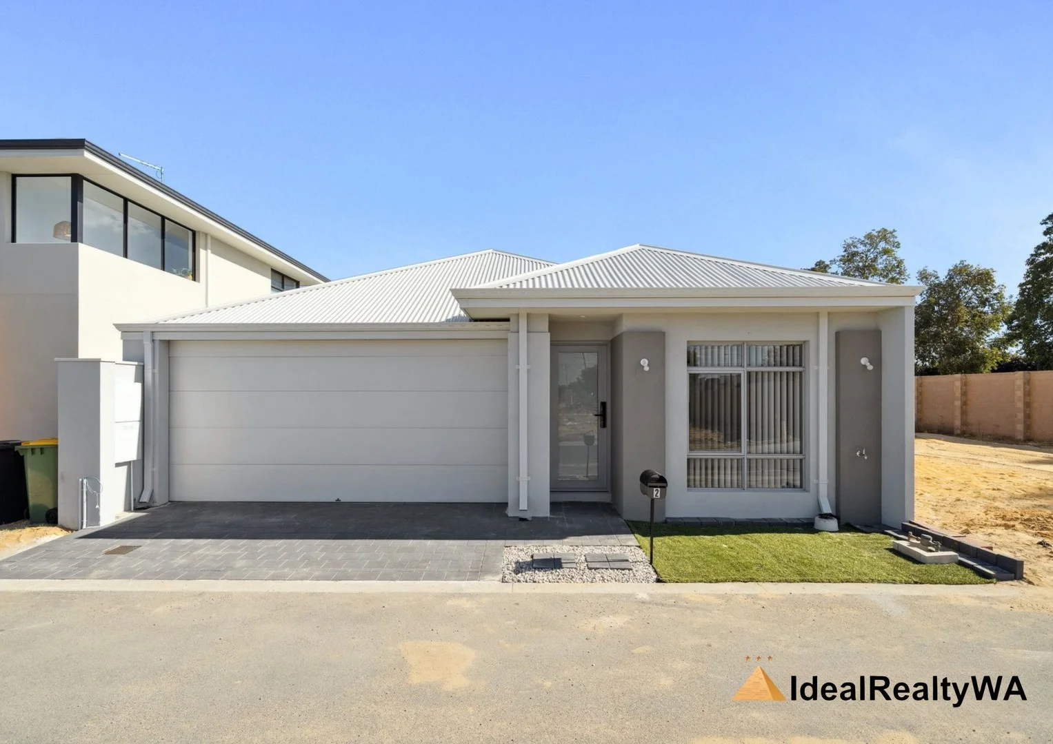 2/536 Nicholson Road, Canning Vale WA 6155