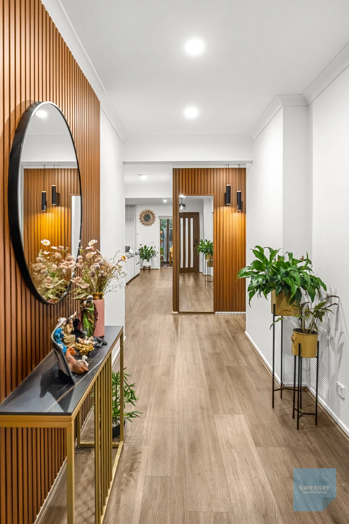 Additional image 2 of 8 Annecy Boulevard, Fraser Rise VIC 3336