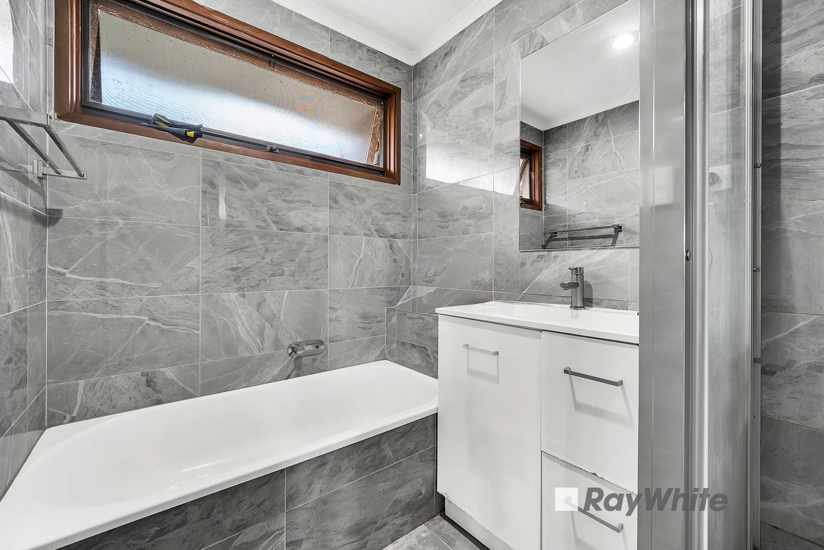 Additional image 11 of 5 Basil Close, Hallam VIC 3803