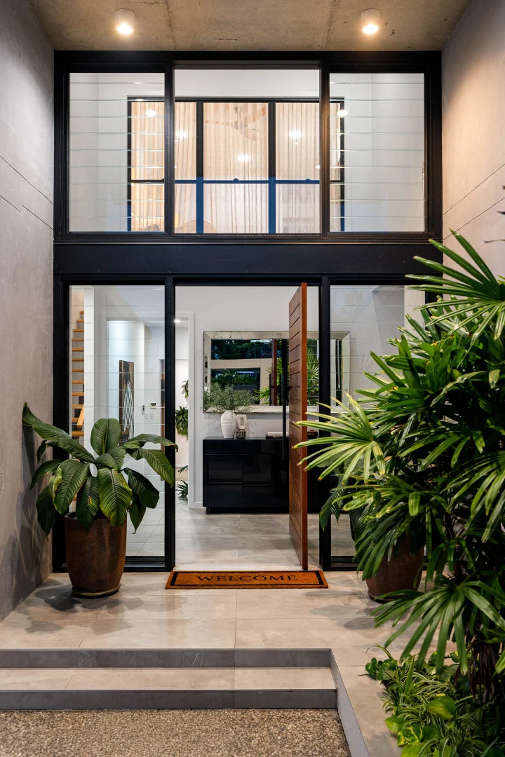 Additional image 3 of 8 Saunders Place, Wynnum QLD 4178