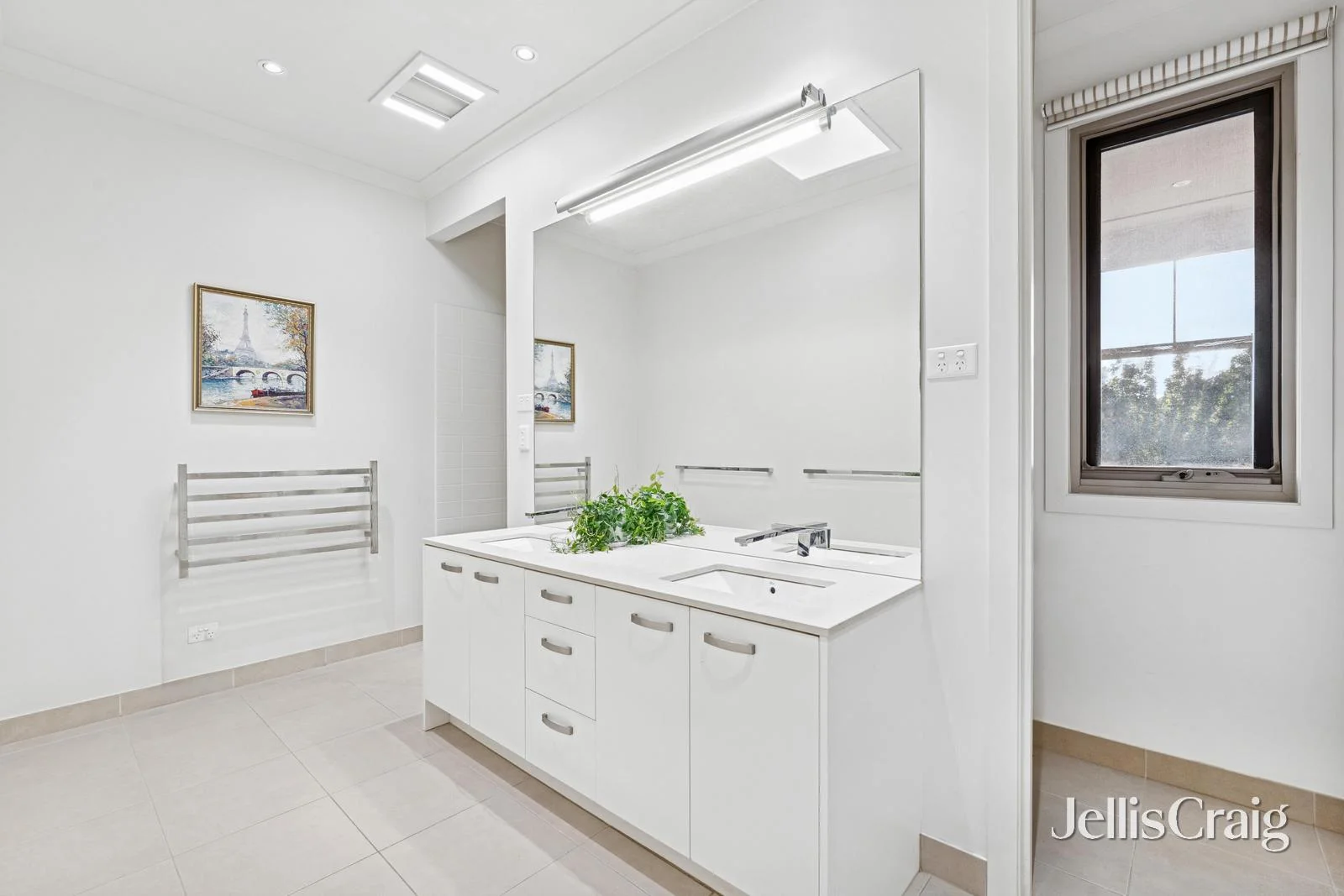 Additional image 13 of 7 Honeysuckle Way, Chirnside Park VIC 3116