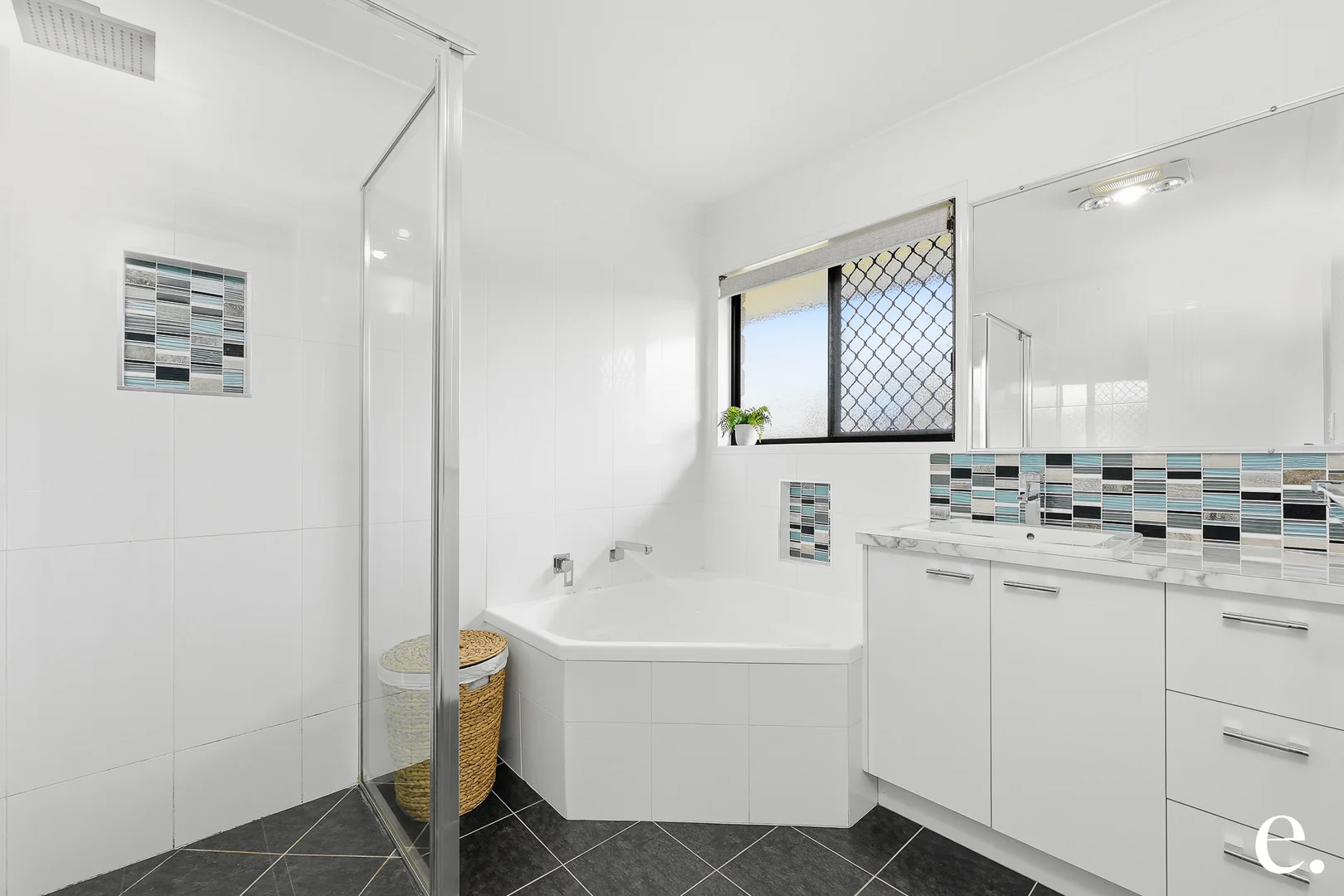 Additional image 14 of 6 Trade Wind Drive, Tanby QLD 4703