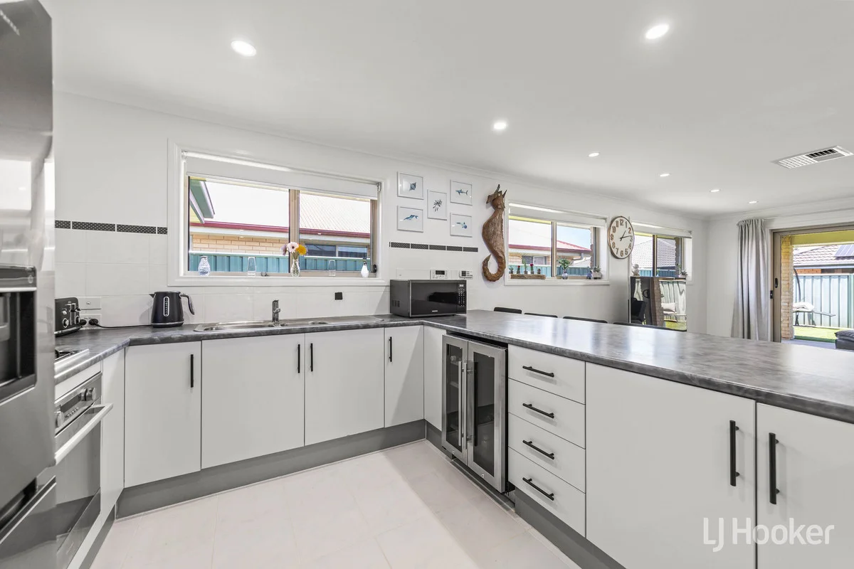 Additional image 6 of 2 Tangarine Court, Munno Para West SA 5115