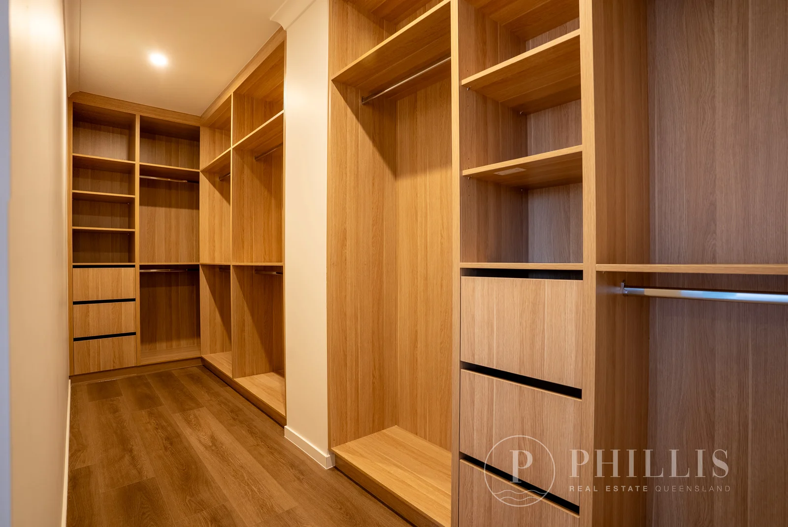 Additional image 17 of 152 Lake Serenity Boulevard, Helensvale QLD 4212