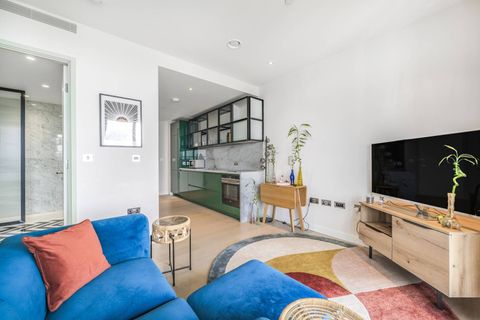Bagshaw Building, Canary Wharf, London E14, Studio for sale